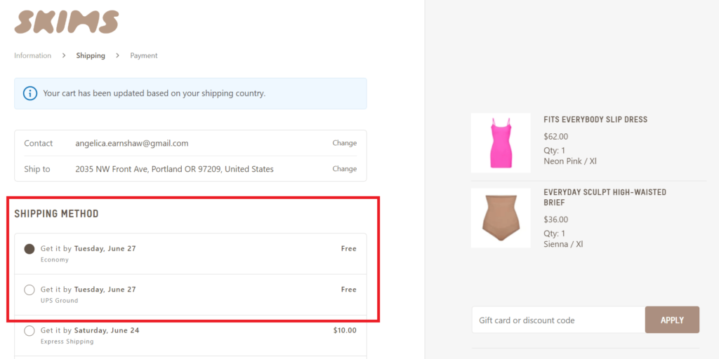 Skims checkout page with free shipping to increase average order value